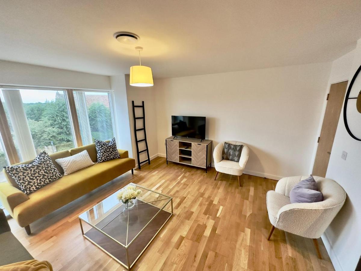 Koala & Tree - Modern 1 Bed Apartment For 4 Guests In The Heart Of Cambridge - Short Lets & Serviced Accommodation Exterior foto